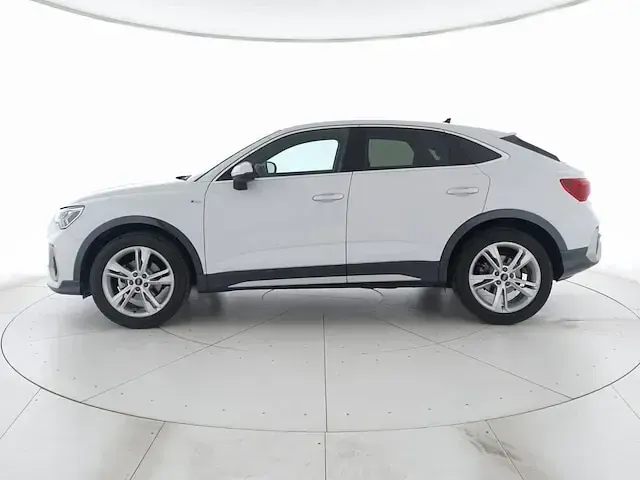Usata Audi Q3 Sportback S-Line 150 CV (110 kW) 2024 Bianco ghiaccio metallizzato SUV