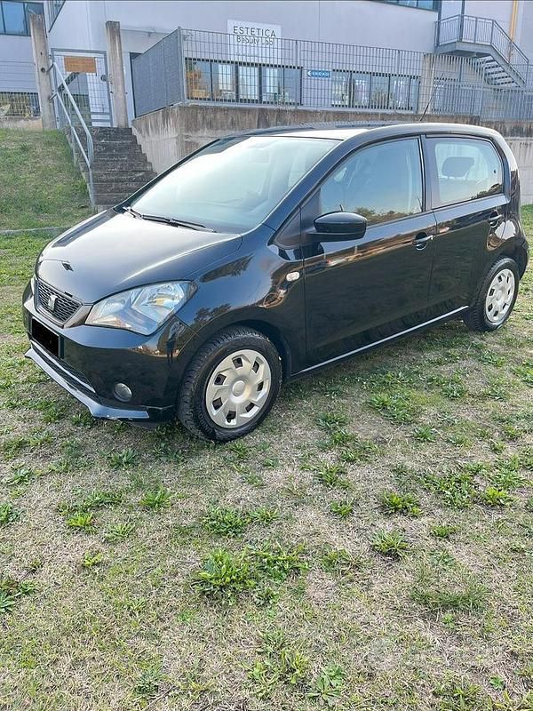 Usata Seat Mii Reference 68 CV (50 kW) 2013 Nero Utilitaria