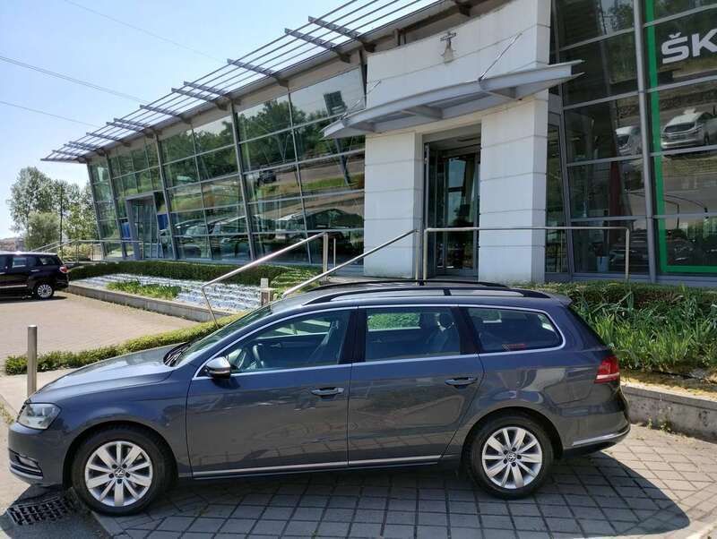 Blu/azzurro Usata 2011 VW Passat Highline Station wagon | 5500 € (Ottimo prezzo) - Immagine 1/4
