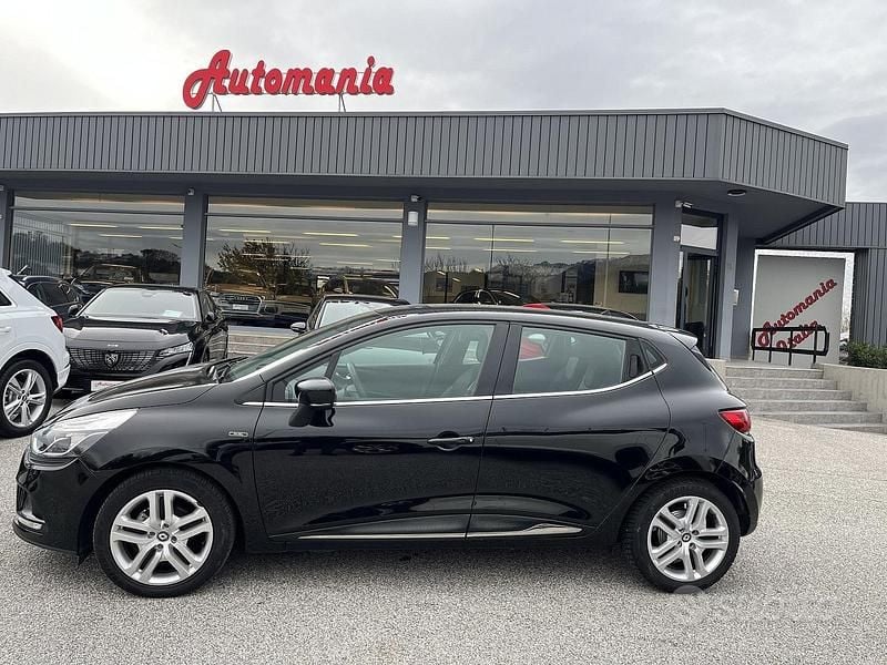 Usata Renault Clio IV 75 CV (55 kW) 2019 Nero Berlina