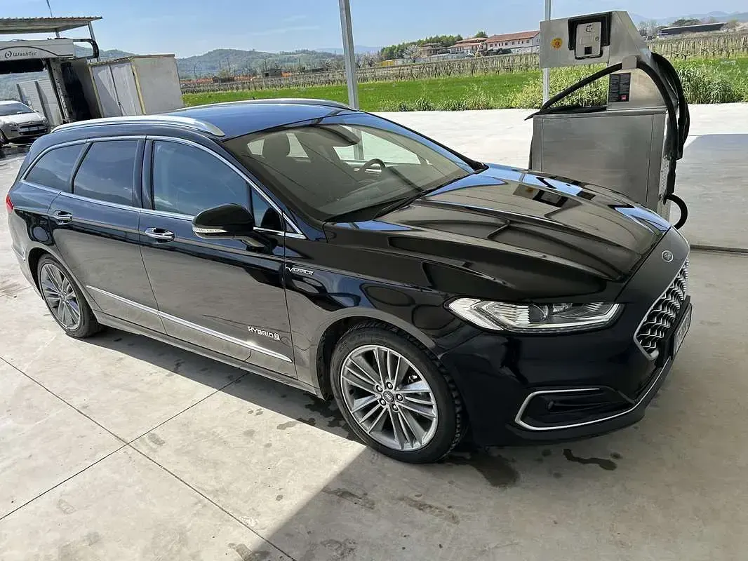 Usata Ford Mondeo Vignale 140 CV (102 kW) 2019 Station wagon