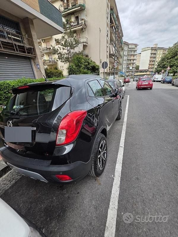 Usata Opel Mokka Cosmo 140 CV (102 kW) 2015 Nero SUV