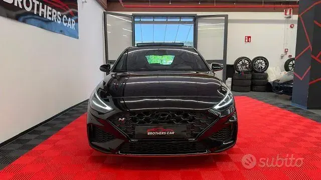 Usata Hyundai i30 280 CV (205 kW) 2024 Nero Berlina