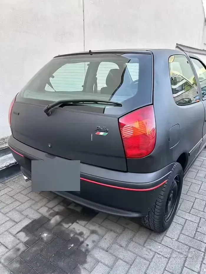 Usata Fiat Palio 60 CV (44 kW) 2002 Nero Berlina