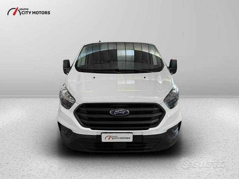 Usata Ford Transit Custom 108 CV (79 kW) 2021 Bianco Berlina