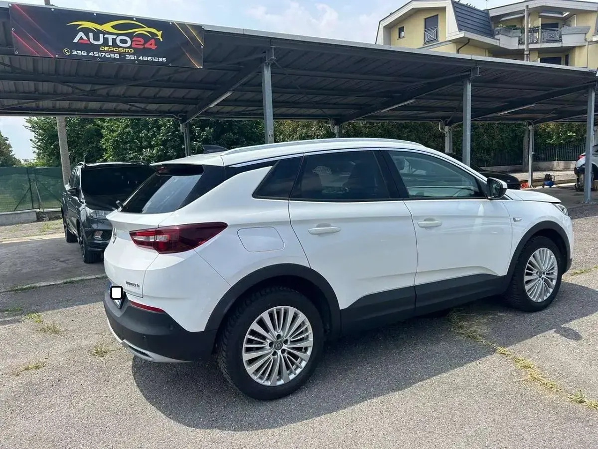 Usata Opel Grandland X Ultimate 120 CV (88 kW) 2018 Bianco SUV