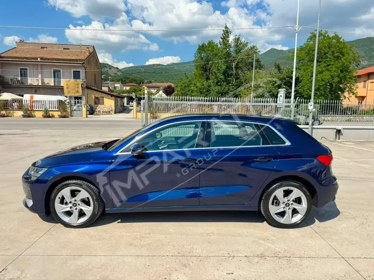 Usata Audi A3 Advanced Plus 150 CV (110 kW) 2024 Blu/azzurro Berlina
