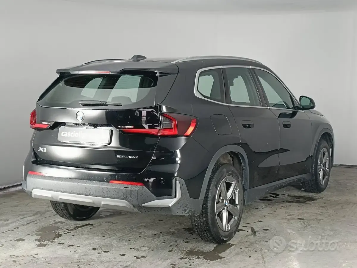 Usata BMW X1 Performance 150 CV (110 kW) 2022 Nero SUV