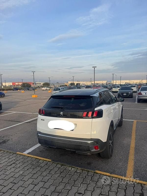 Usata Peugeot 3008 131 CV (96 kW) 2018 Bianco Monovolume
