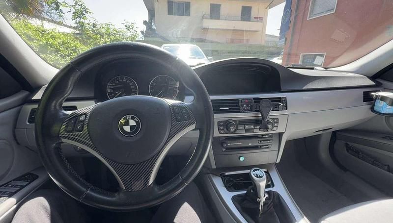 Usata BMW 318 129 CV (94 kW) 2006 Berlina