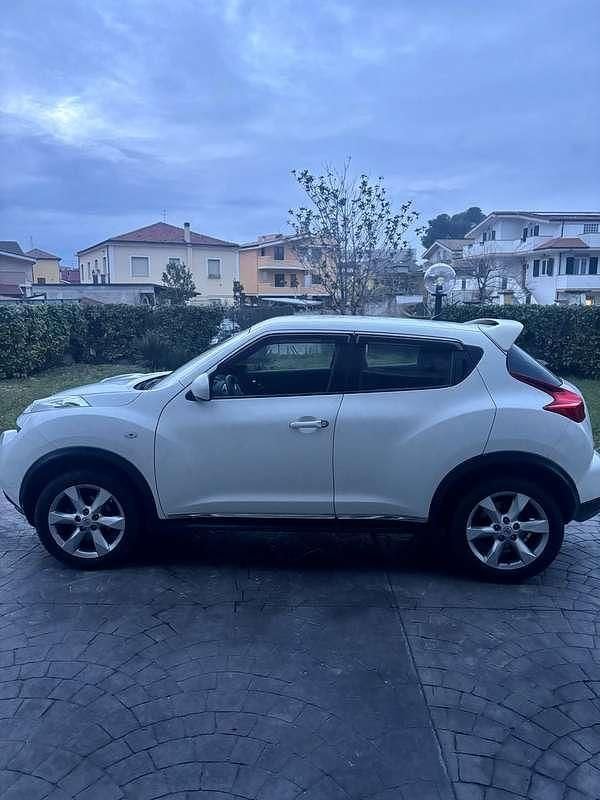 Usata Nissan Juke Tekna 110 CV (80 kW) 2011 SUV