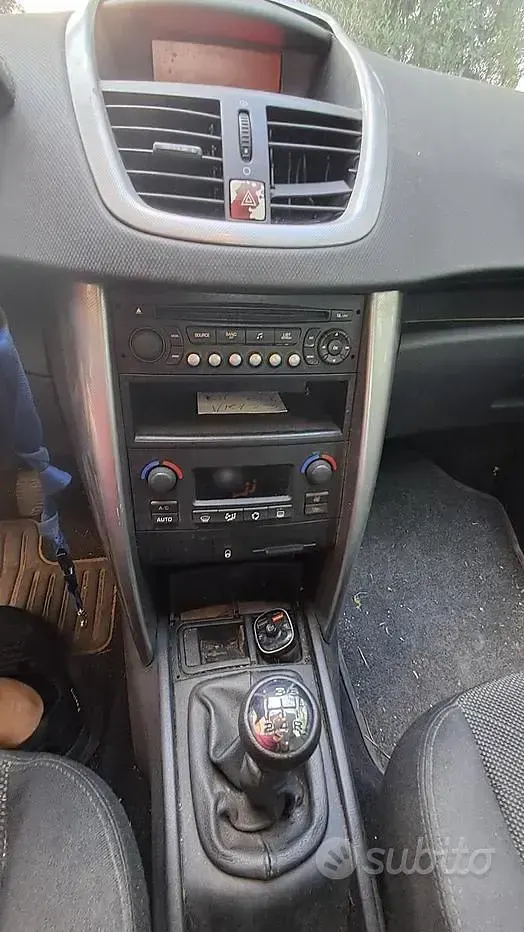 Usata Peugeot 207 90 CV (66 kW) 2006 Berlina