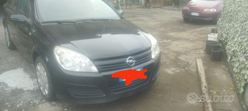 Usata Opel Astra 115 CV (84 kW) 2006 Nero Berlina