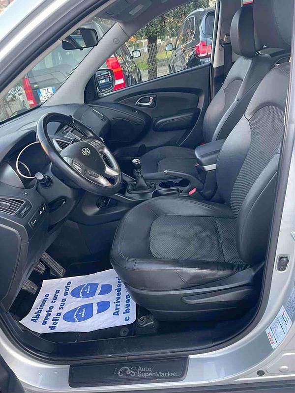 Usata Hyundai ix35 135 CV (99 kW) 2013 Argento SUV