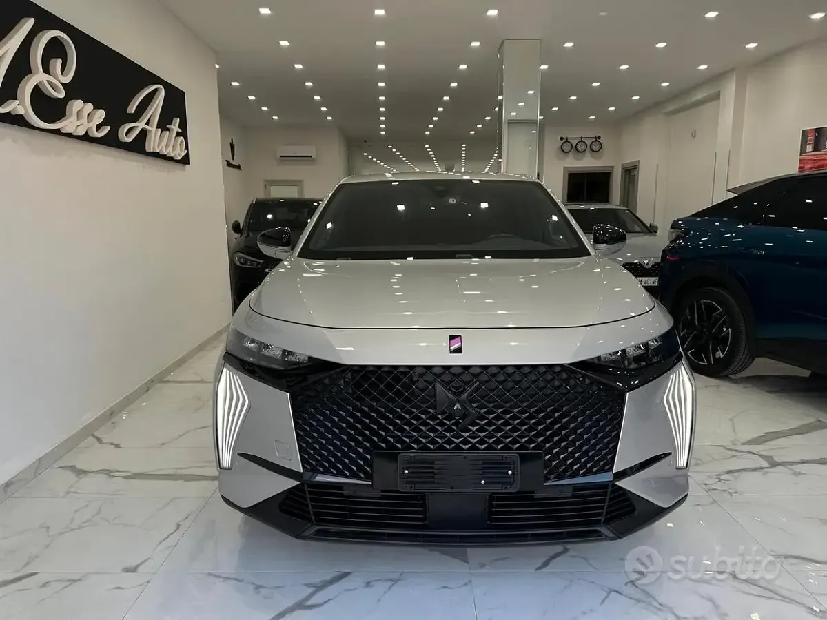 Usata DS Automobiles DS7 Crossback Performance 131 CV (96 kW) 2023 Beige SUV