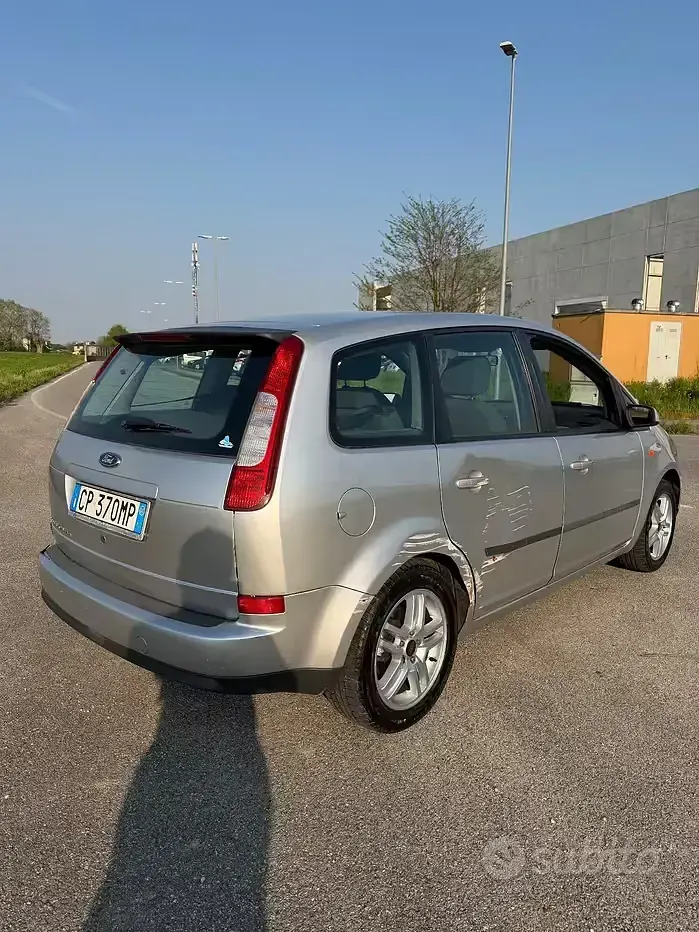 Usata Ford C-MAX Ghia 109 CV (80 kW) 2004 Grigio Monovolume