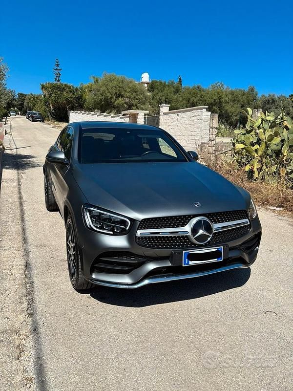 Usata Mercedes GLC300 Premium 245 CV (180 kW) 2023 Coupé
