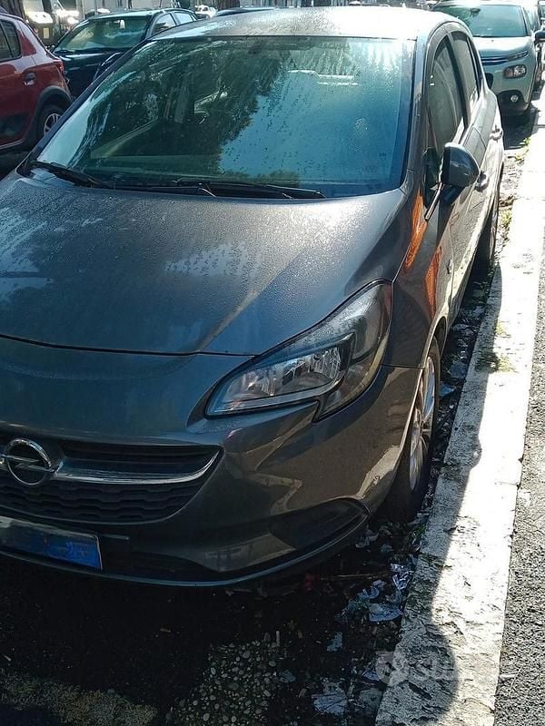 Usata Opel Corsa 90 CV (66 kW) 2016 Berlina