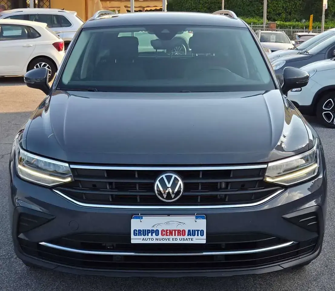 Usata VW Tiguan Sport 177 CV (130 kW) 2021 Grigio SUV