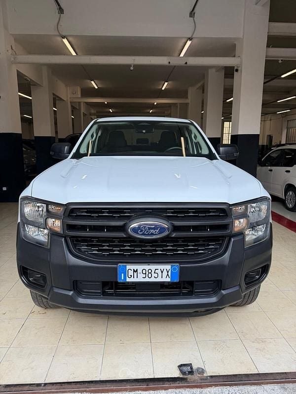 Bianco Usata 2023 Ford Ranger XLT Pick-up | 27.900 € (Ottimo prezzo) - Immagine 1/4