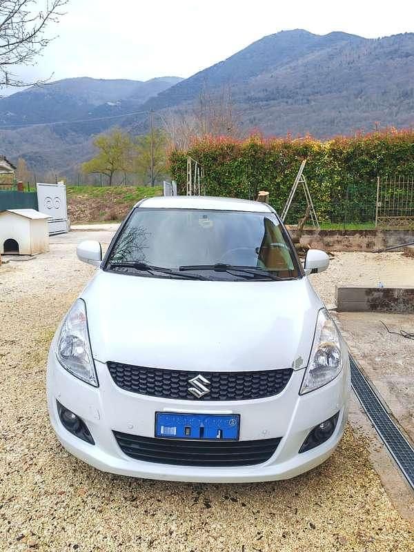 Usata Suzuki Swift GL 94 CV (69 kW) 2012 Bianco Utilitaria