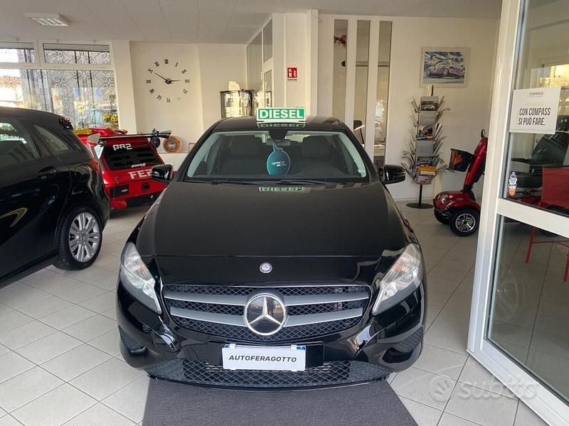 Usata Mercedes A180 Executive 109 CV (80 kW) 2013 Nero Berlina