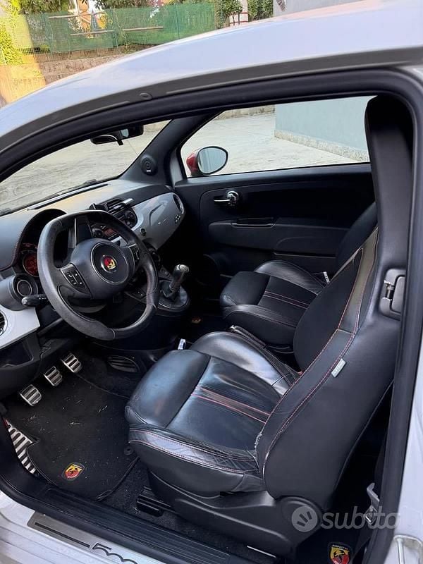 Usata Abarth 500 135 CV (99 kW) 2010 Grigio Utilitaria