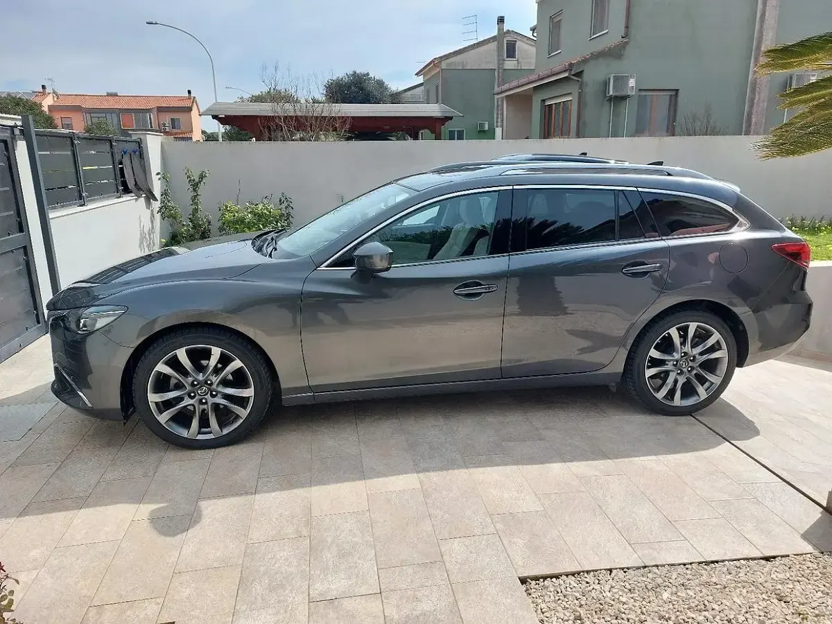 Usata Mazda 6 175 CV (128 kW) 2017 Grigio Station wagon