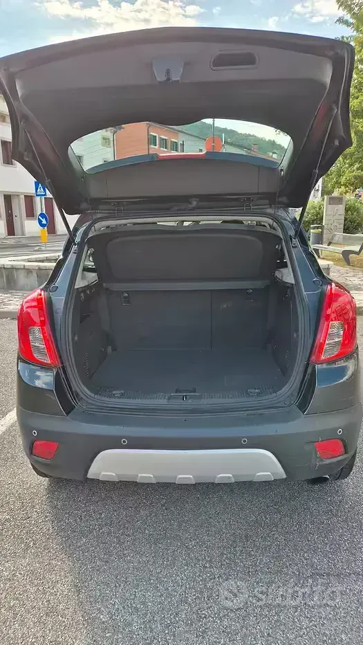 Usata Opel Mokka 131 CV (96 kW) 2013 Nero SUV