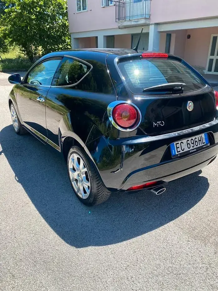 Usata Alfa Romeo MiTo 120 CV (88 kW) 2010 Nero Utilitaria