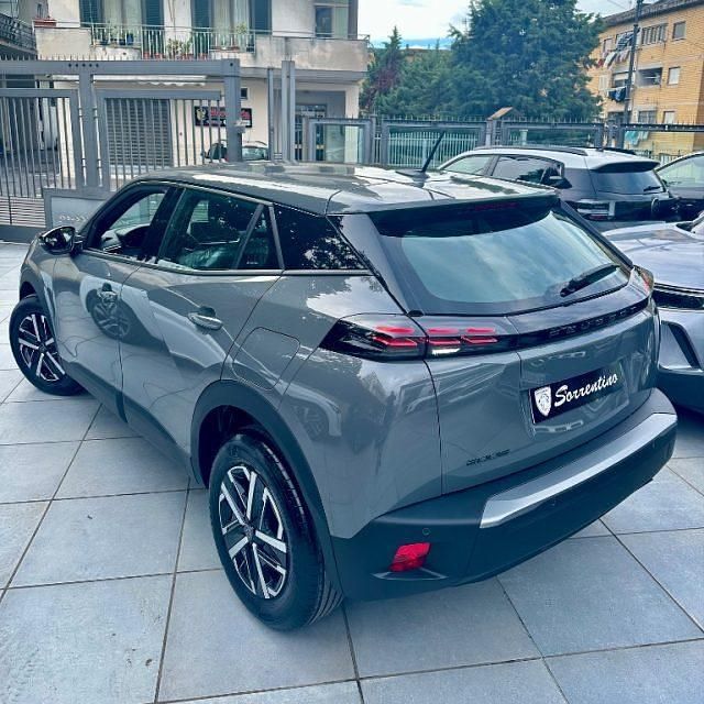 Nuova Peugeot 2008 Style 2025 Vari colori SUV