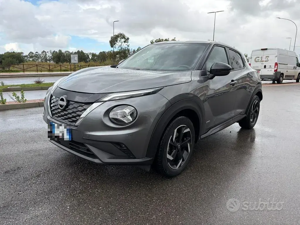 Usata Nissan Juke N-Connecta 94 CV (69 kW) 2024 Grigio SUV