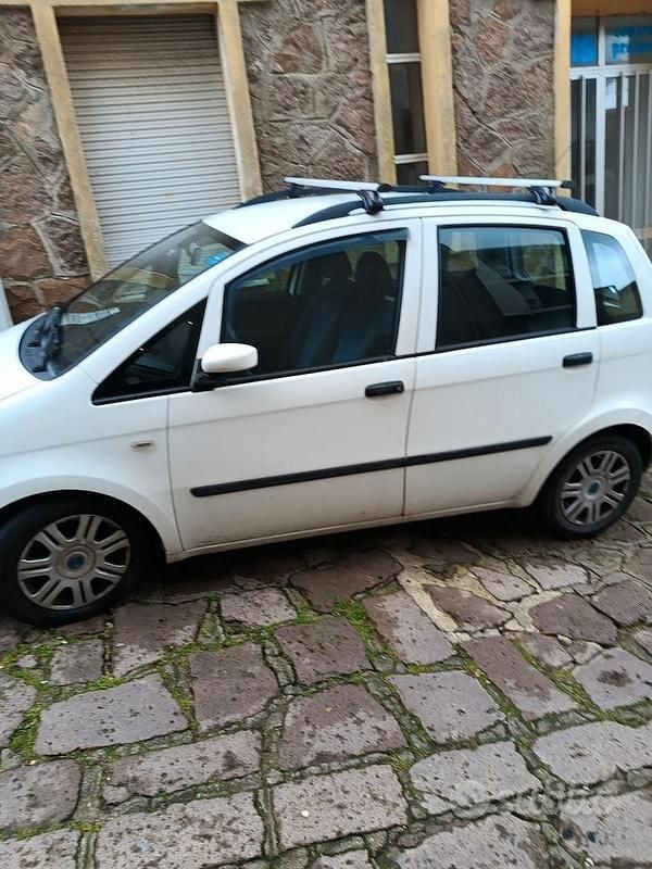 Usata Fiat Idea 2004 Bianco Monovolume