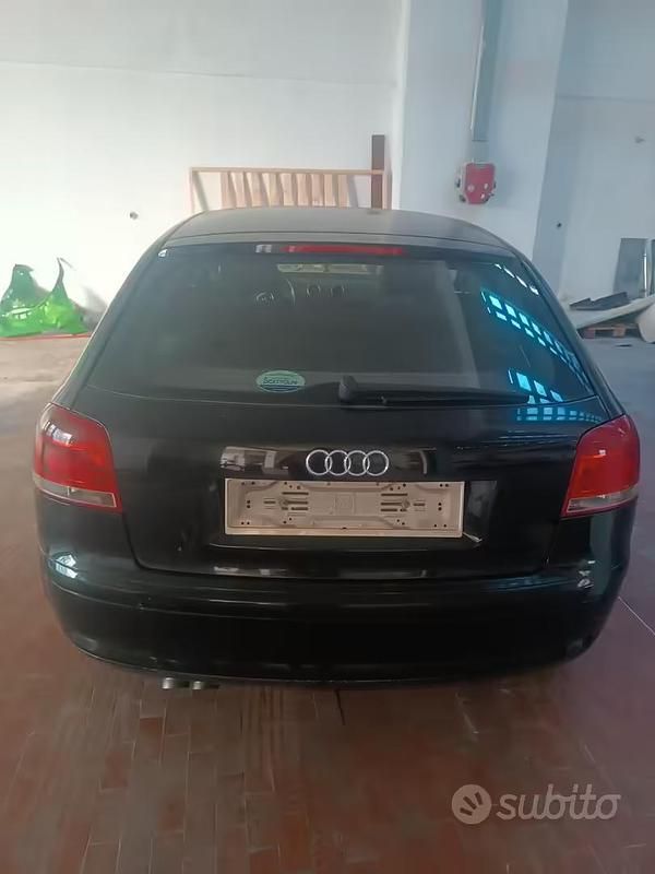 Usata Audi A3 105 CV (77 kW) 2006 Nero Utilitaria