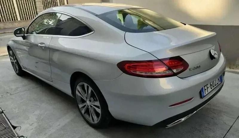 Usata Mercedes C200 Premium 184 CV (135 kW) 2016 Argento Coupé