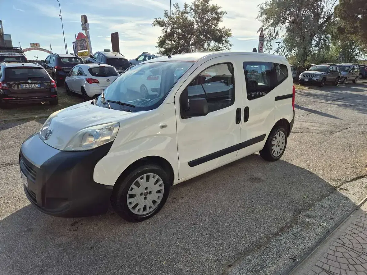 Usata Fiat Qubo Active 80 CV (58 kW) 2016 Bianco Monovolume