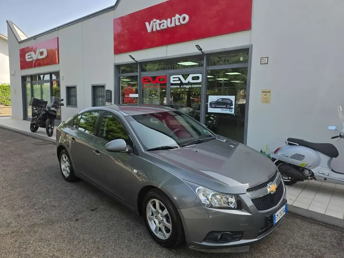 Usata Chevrolet Cruze LT 163 CV (119 kW) 2012 Grigio Berlina