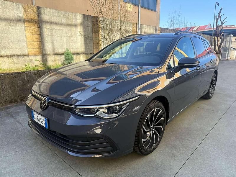 Usata VW Golf VIII Life 110 CV (80 kW) 2022 Other Station wagon