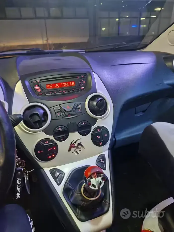Usata Ford Ka 69 CV (50 kW) 2010 Rosso Utilitaria