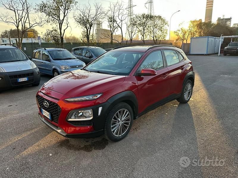 Usata Hyundai Kona Comfort 120 CV (88 kW) 2018 Rosso SUV