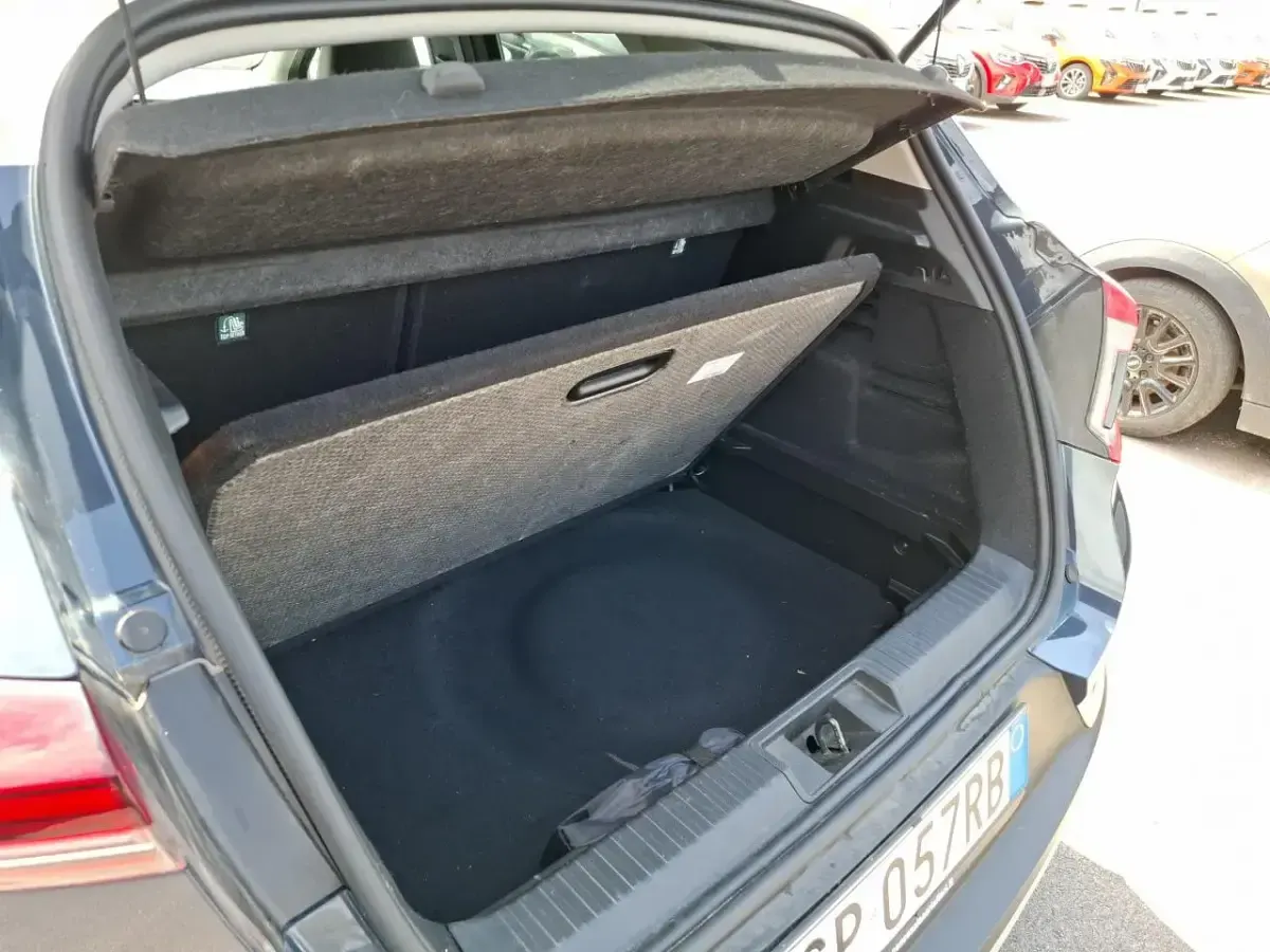 Usata Renault Captur Techno 145 CV (106 kW) 2023 Blu SUV