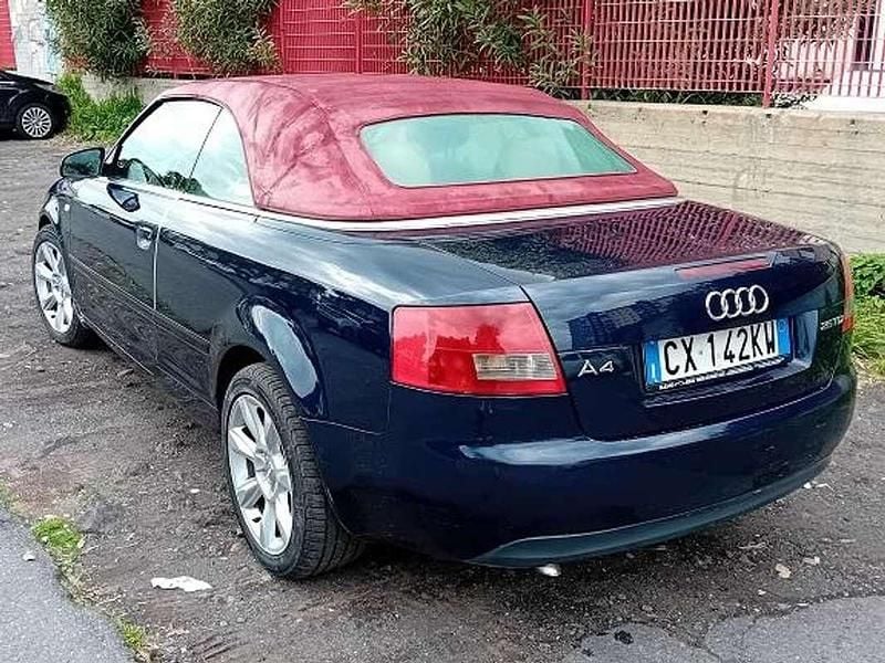 Usata Audi A4 Cabriolet 163 CV (119 kW) 2005 Blu/azzurro Cabrio