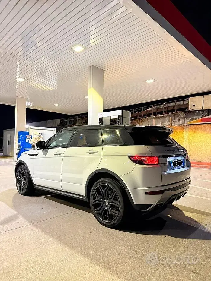 Usata Land Rover Range Rover evoque 150 CV (110 kW) 2016 Bianco Station wagon