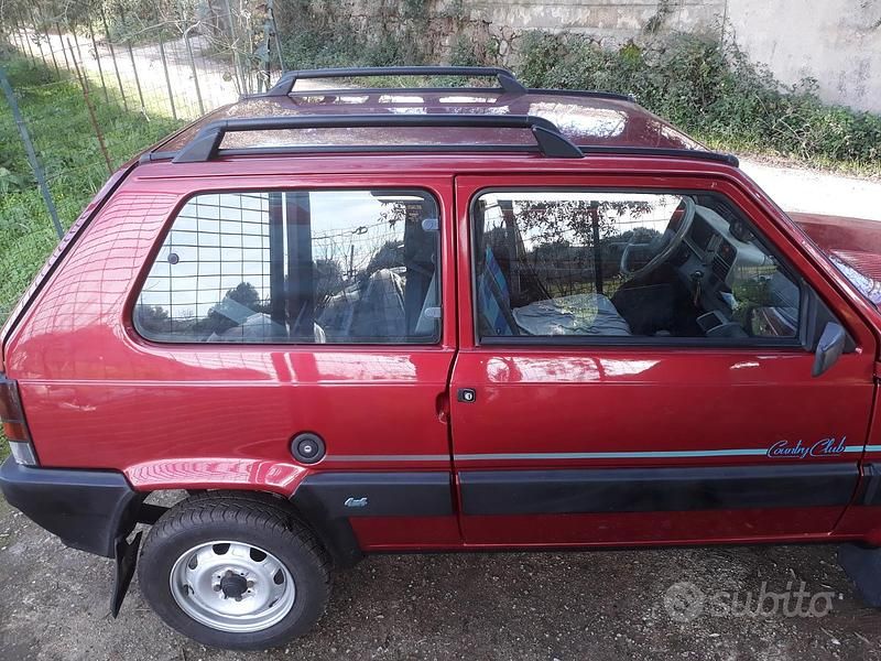 Usata Fiat Panda 4x4 54 CV (39 kW) 1995 Rosso Utilitaria