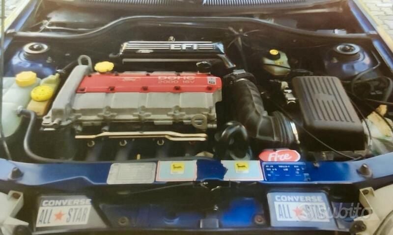 Usata Ford Escort RS 147 CV (108 kW) 1992 Blu Utilitaria