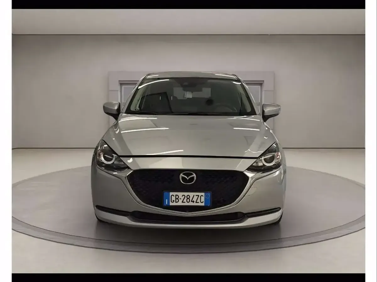 Usata Mazda 2 Evolve 90 CV (66 kW) 2020 Argento Berlina