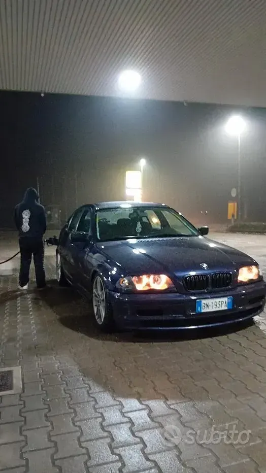 Usata BMW 320 136 CV (100 kW) 2001 Berlina