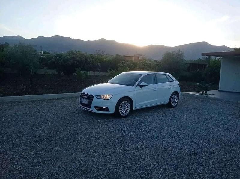 Bianco Usata 2003 Audi A3 Ambiente Tre volumi | 2500 € (Cara) - Immagine 1/4