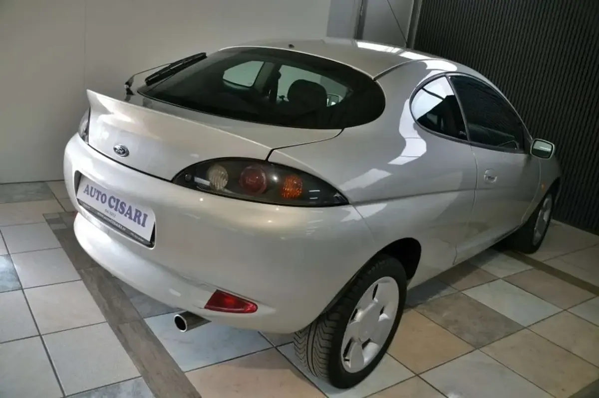 Usata Ford Puma 125 CV (91 kW) 1998 Argento Coupé