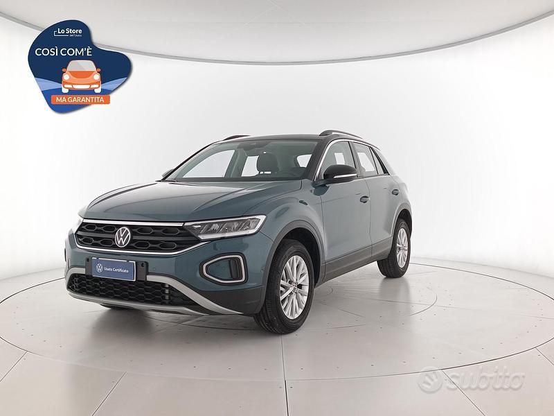 Petroleum blue metallizzato ne Usata 2024 VW T-Roc Life SUV | 31.500 € (Cara) - Immagine 1/4